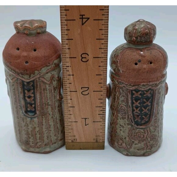 Viking Knobbler Chess Piece Salt And Pepper Shakers King Queen - Picture 2 of 5